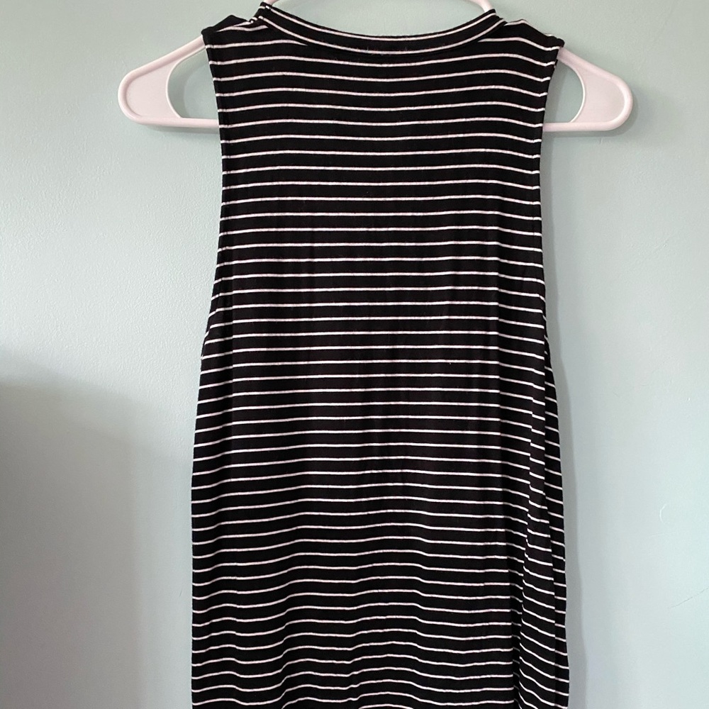 Tank top - Picture 2 of 4